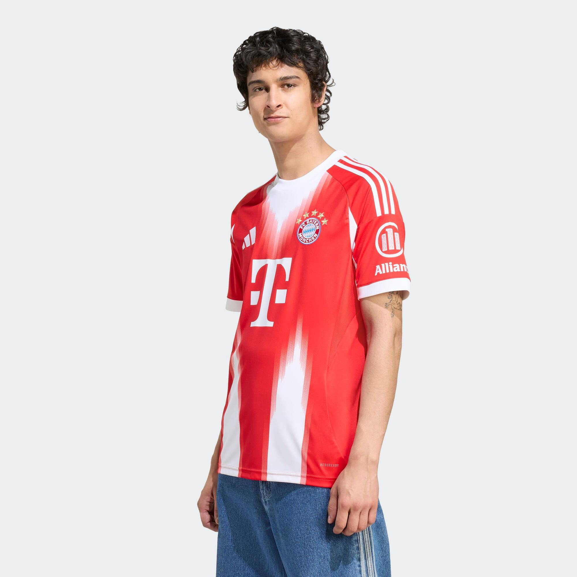Decathlon | Camisa Adulta de Futebol Bayern de Munique Titular 25