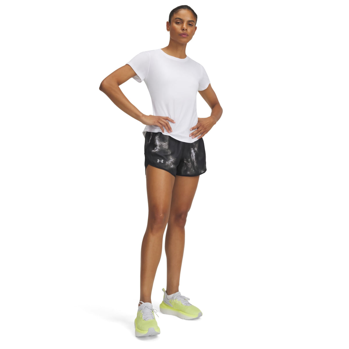 Encontraproduto.com.br - Shorts Sportstyle Under Armour Fly By Feminino