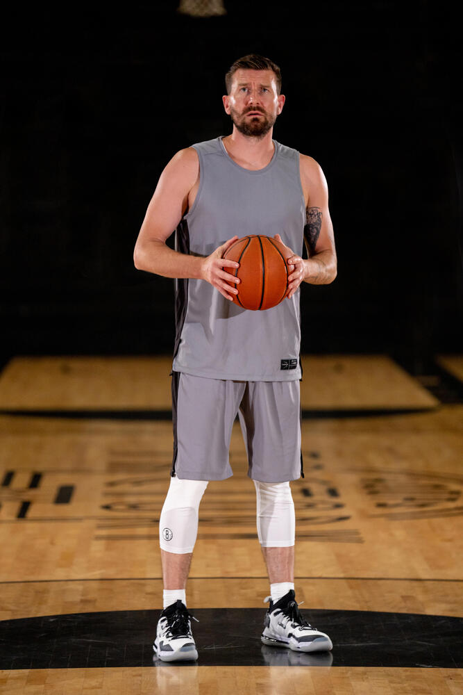 Qual a melhor roupa para jogar basquete?
