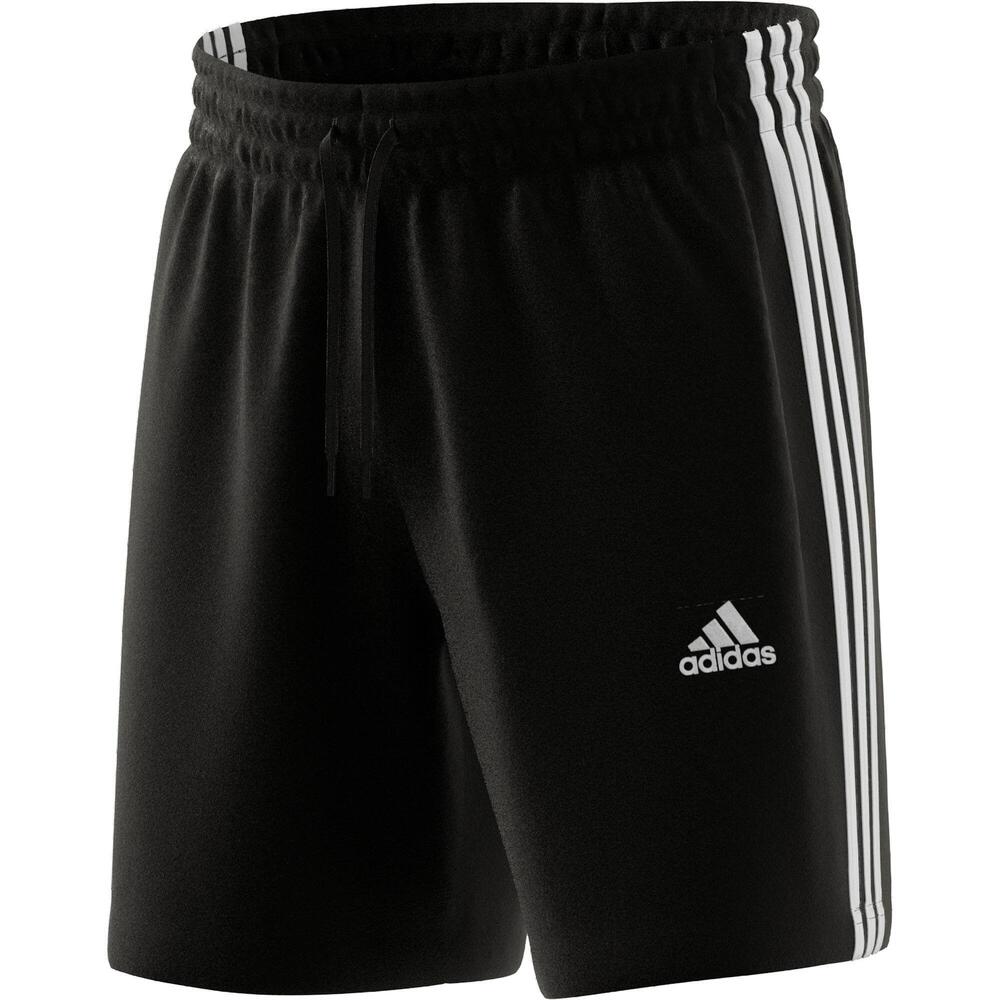 Shorts masculino de Treino Adidas 3 Stripes Menor preço em Shorts masculino de Treino Adidas 3 Stripes
